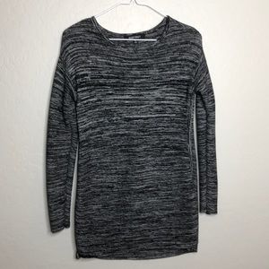 Ellen Tracy Black And White Long Sweater Size S